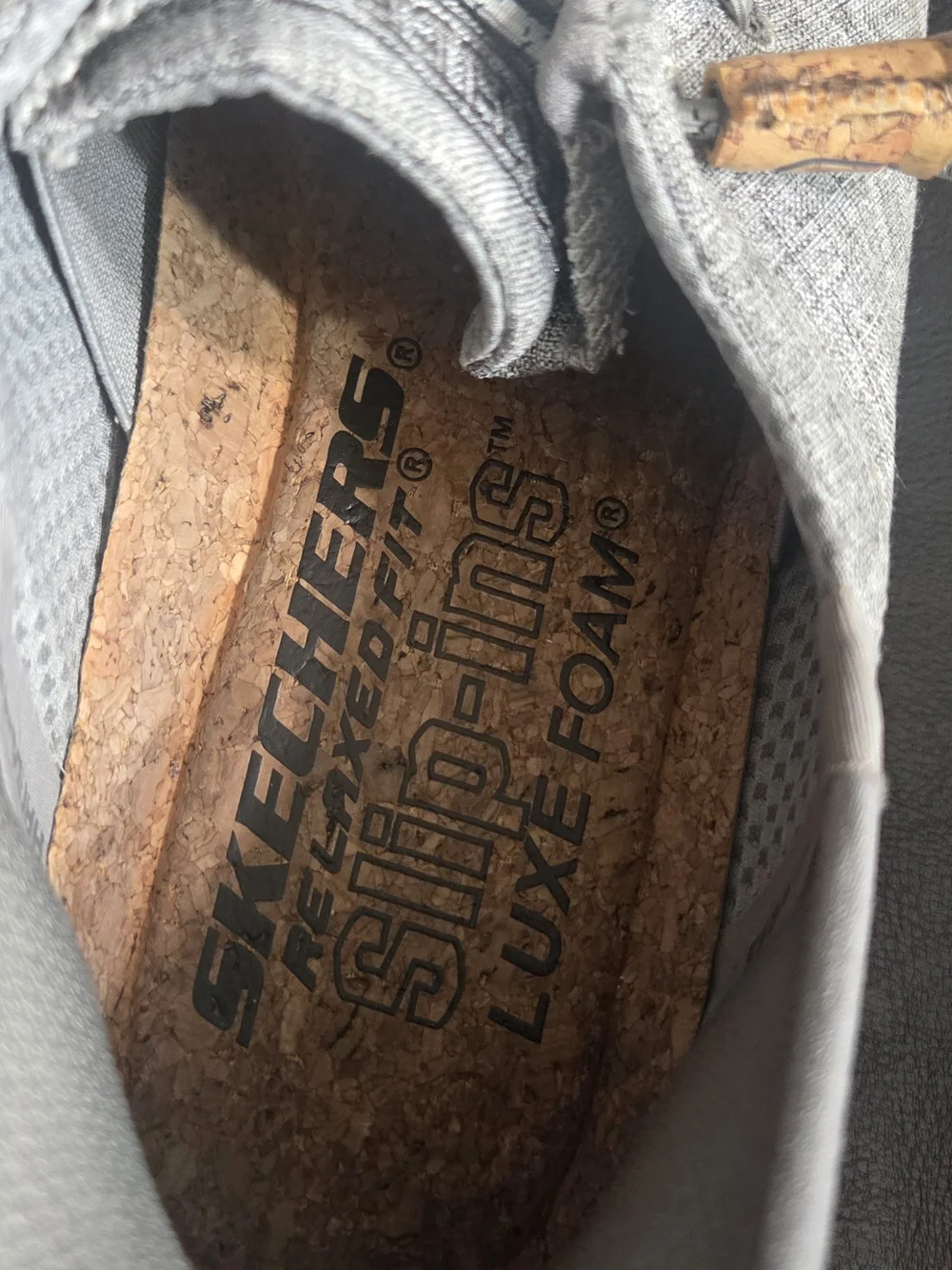 Skechers Men’s Grey Fabric Slip-On Loafers with Cork Accents Size 7 Shoes